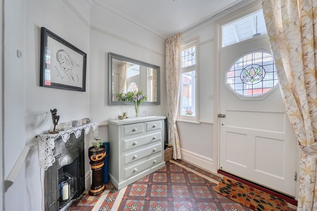 62A,, Hindes Road, Harrow photo 4