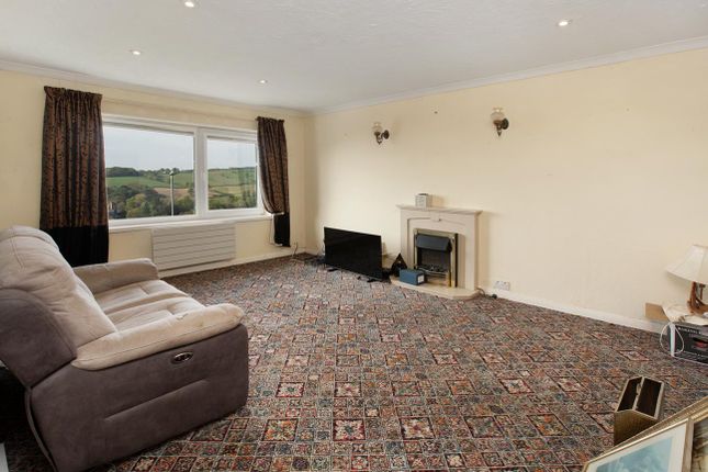 23, Meadow Park, Dawlish photo 4