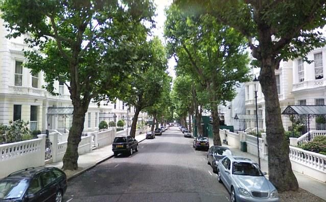Detached house to rent in Holland Park, Holland Park