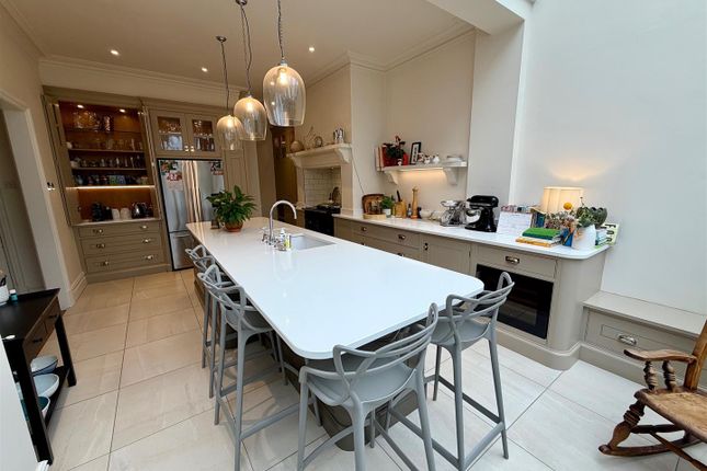 13, Portland Road, Bowdon photo 4