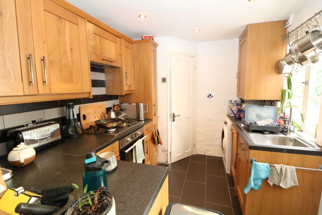 13, Mount Street, Dorking photo 4