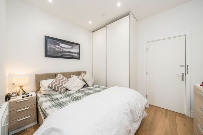 Flat 19, Craneshaw House, 8, Douglas Road, Hounslow photo 3