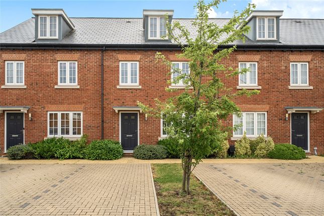 3, Exeter Drive, Bicester photo 4
