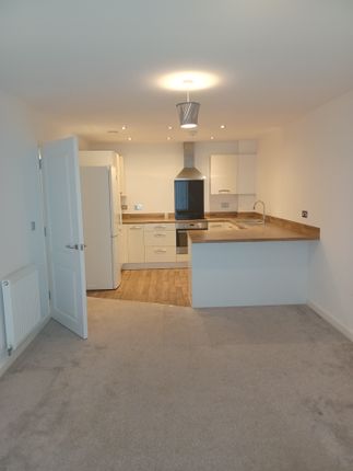 Thumbnail Flat to rent in Manchester Road, Altrincham
