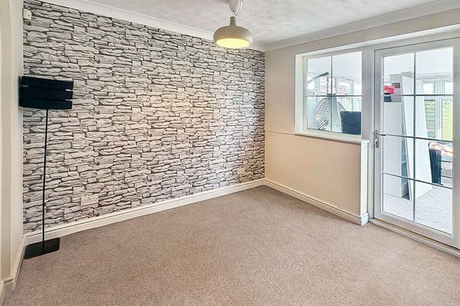 28, Saxon Way, Lincoln photo 5