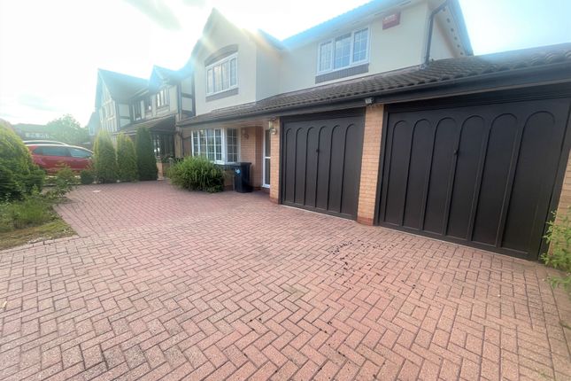 Detached house to rent in Hollington Way, Solihull, Birmingham