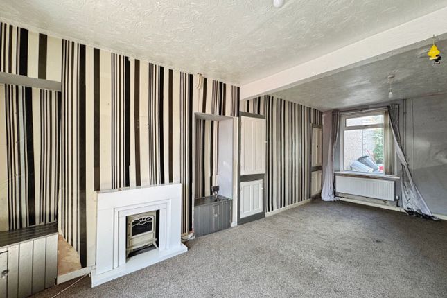 3 Hamilton Street, Landore, West Glamorgan photo 2