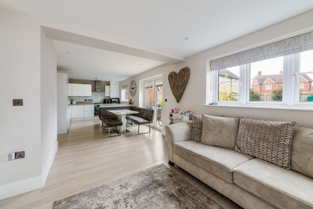 5 Harding Vale, Abingdon photo 2
