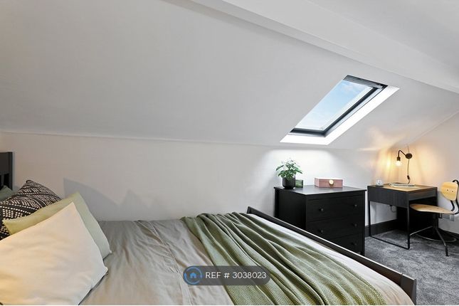 Barleyhill Road, Garforth, Leeds photo 3