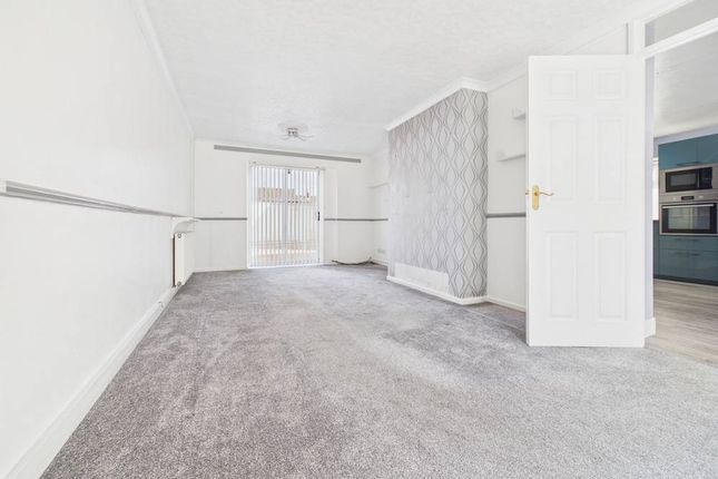 15, Lingcourt, HULL photo 4