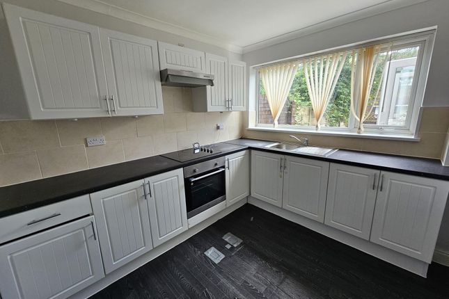 113, Brandon, Widnes photo 4