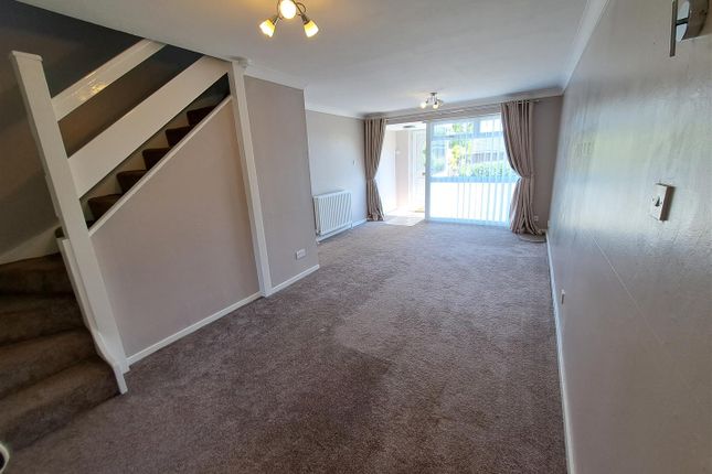 20, Dronfield Close, Chester Le Street photo 2
