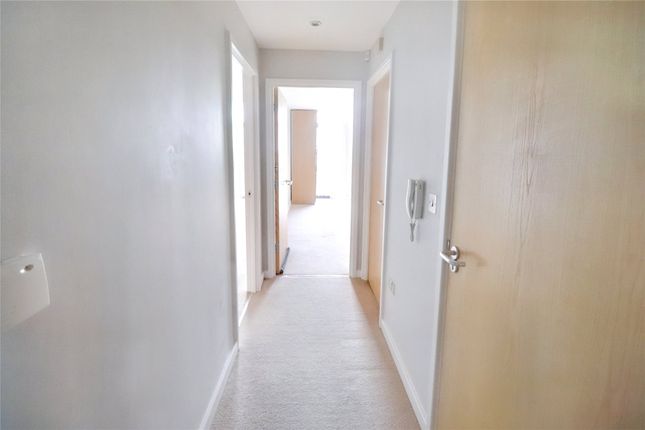 Flat to rent in Silbury Boulevard, Central Milton Keynes