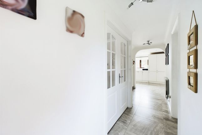 4, Hawthorn Close, Wesham photo 3