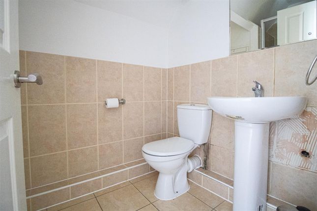 Flat 4, 178, Garstang Road, Preston photo 4