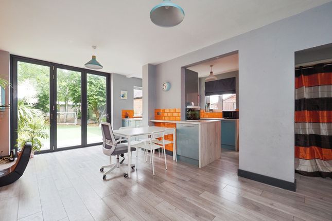 48, Hambledon Drive, Nottingham photo 4