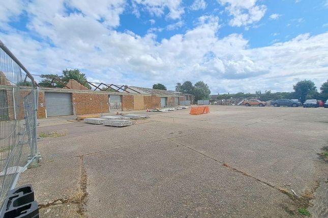 Thumbnail Land to rent in Beale Street, Dunstable, Bedfordshire