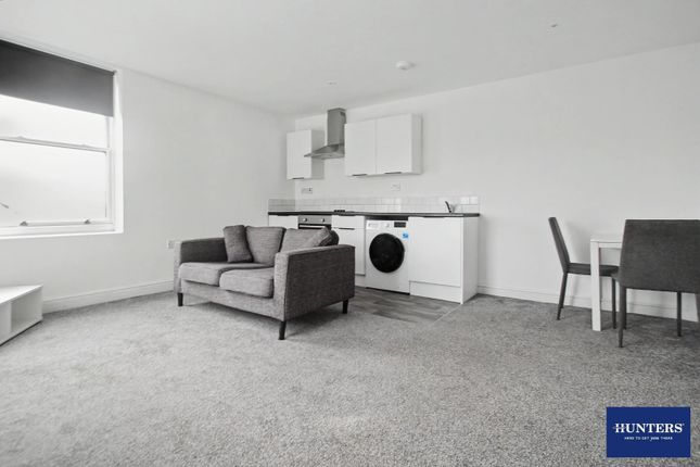 Apartment 4, 1, Eldon Place, Bradford photo 2
