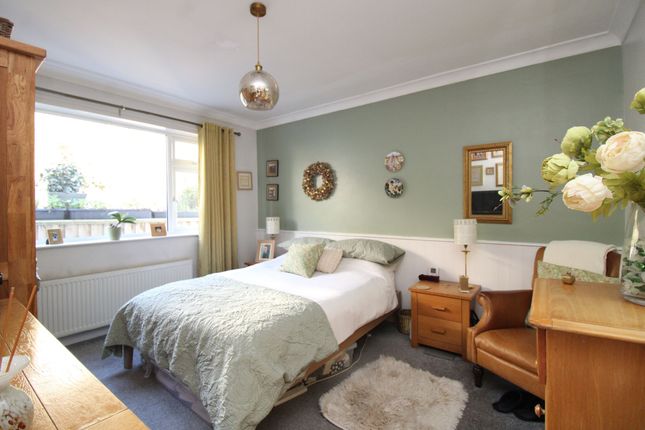135 Penwill Way, Paignton photo 4