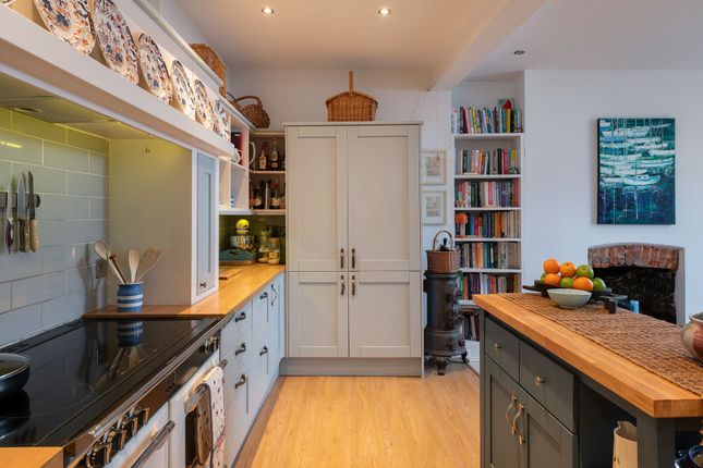Duffryn House, 28 South Ford Road, Dartmouth photo 3