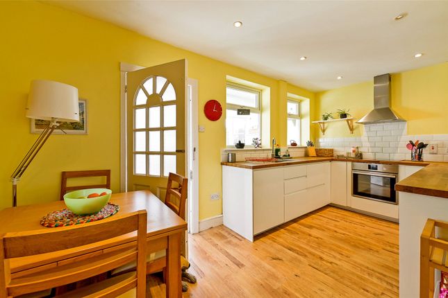 6, Trevor Place, Oxfordshire photo 4