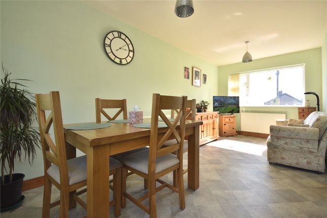 148, Ramshead Drive, West Yorkshire photo 4