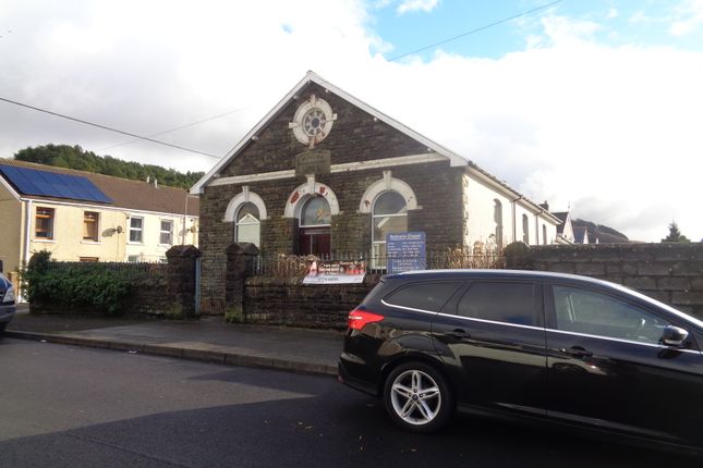Thumbnail Leisure/hospitality for sale in Southend Street, Tredegar