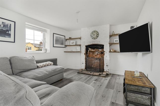 Mill Cottage, Haverhill Road, Kedington photo 3