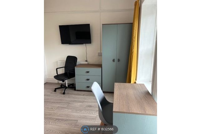 All Rooms Have Matching Furniture
