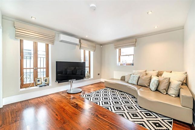 37, Radnor Mews, London photo 4