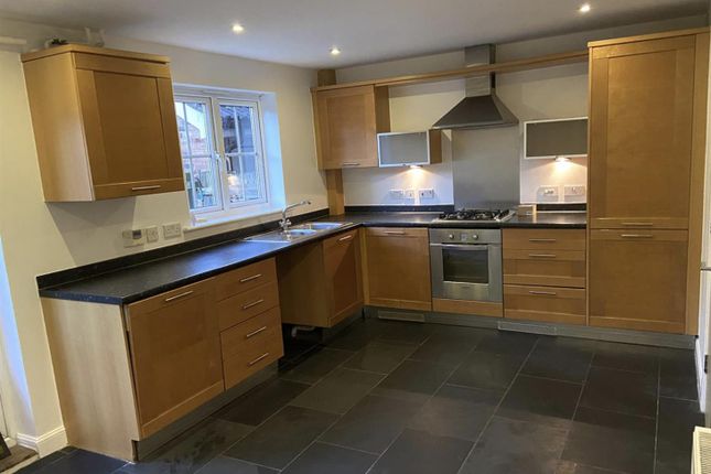 Town house for sale in Passmore Way, Tovil, Maidstone