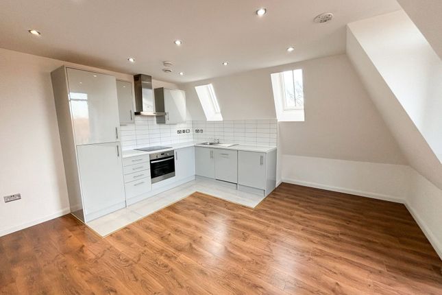 22, Lombard Court, Lichfield photo 2