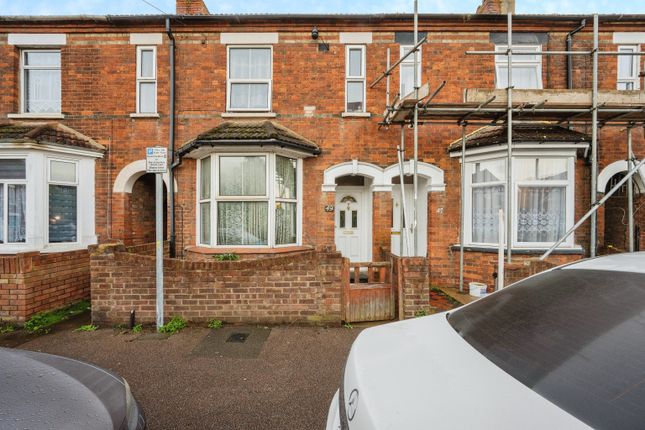 Thumbnail Terraced house for sale in Victoria Road, Bedford, Bedfordshire