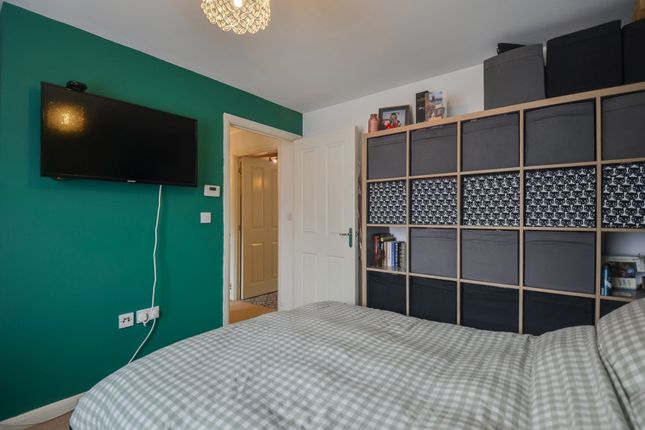Flat for sale in Oliver Close, Kempston, Bedford
