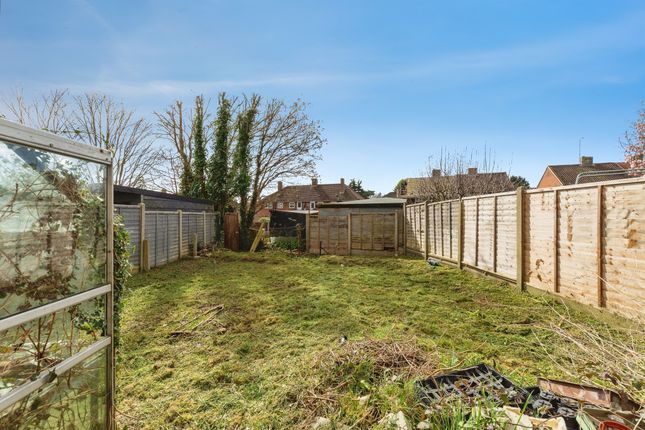 12, Barley Croft, Hertford photo 2