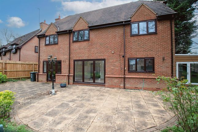 Detached house for sale in Scotsmere, Irthlingborough, Wellingborough