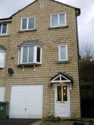 Thumbnail Town house to rent in Victoria Court, Longwood, Huddersfield, West Yorkshire
