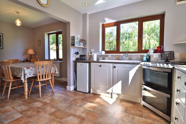 The New Cottage, Swindon photo 3