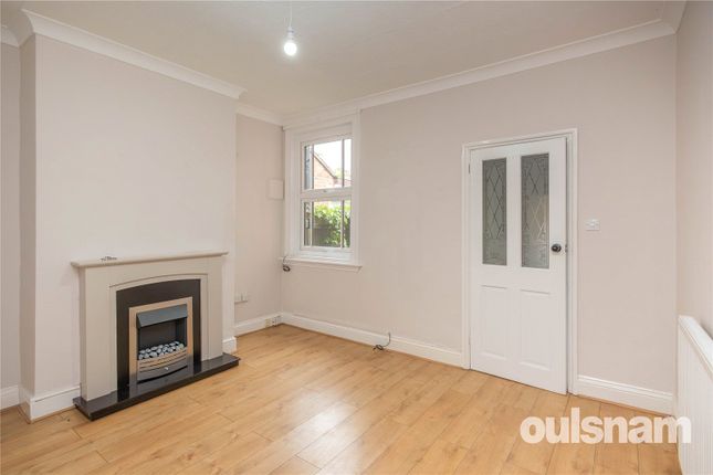 20, Willow Road, Birmingham photo 4