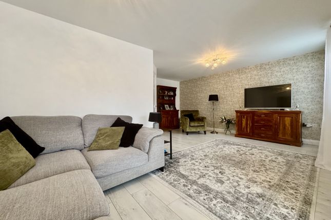 2, Seaton Close, Peterlee photo 3