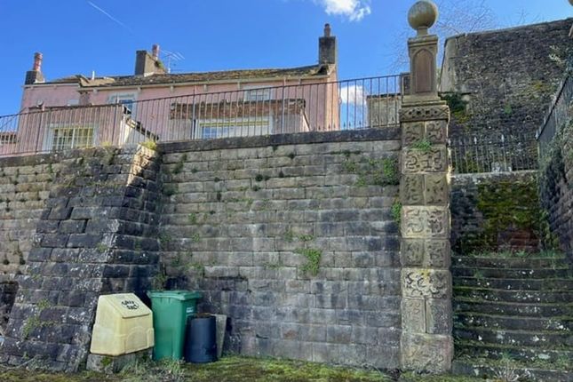 Skipton Old Road, Colne photo 5