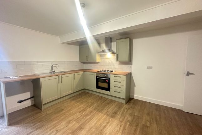17a, Water Street, HUDDERSFIELD photo 2