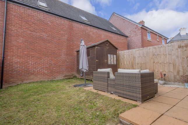 21 Cilgant Ceinwen, Cwmbran photo 4
