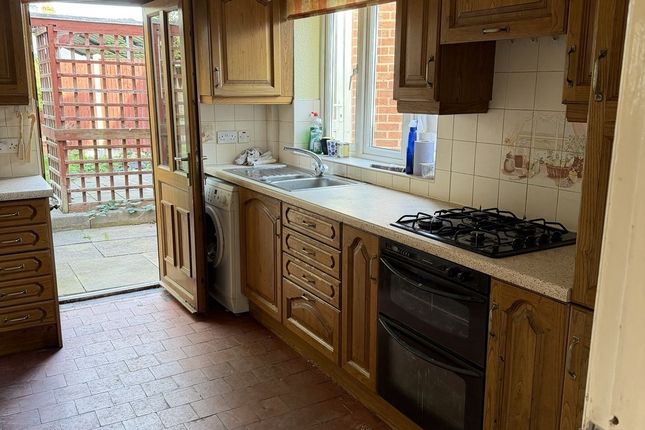 8, Lime Road, Wednesbury photo 4