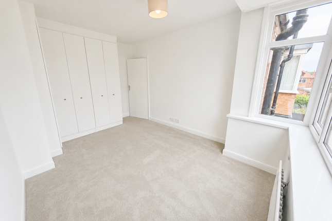 86 Doncaster Road, Blackpool photo 4