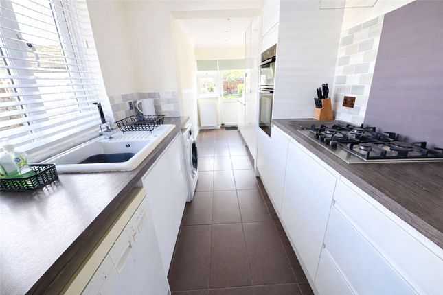 147, Felstead Road, Kent photo 3