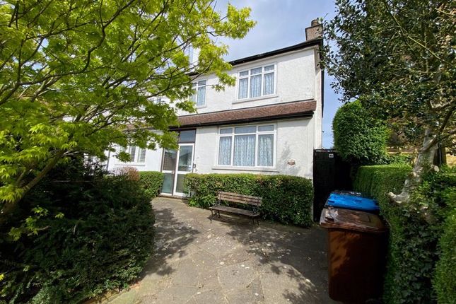 End terrace house for sale in Eldon Road, Caterham