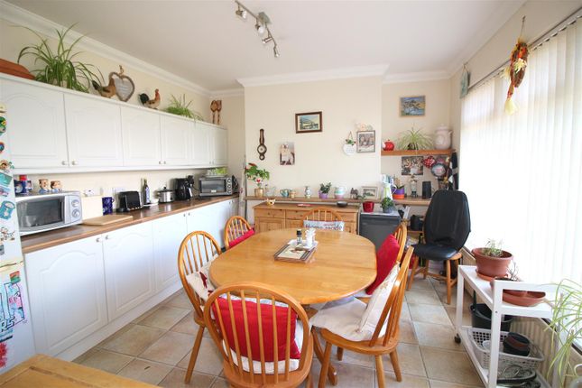 212, Callington Road, Saltash photo 3
