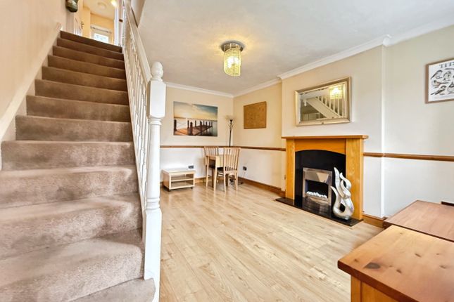 30 Tal Y Coed, Hendy, Swansea photo 2