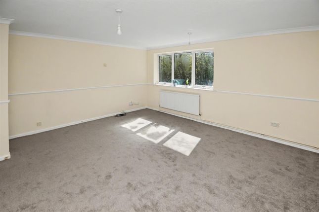 1, Dresden Close, Corby photo 2